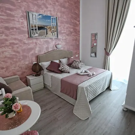 Maison Nilo 15 نابولي